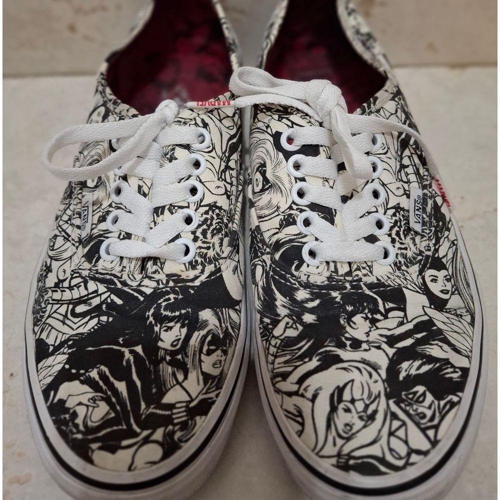 Vans Marvel Superheroes Characters Shoes Size 8